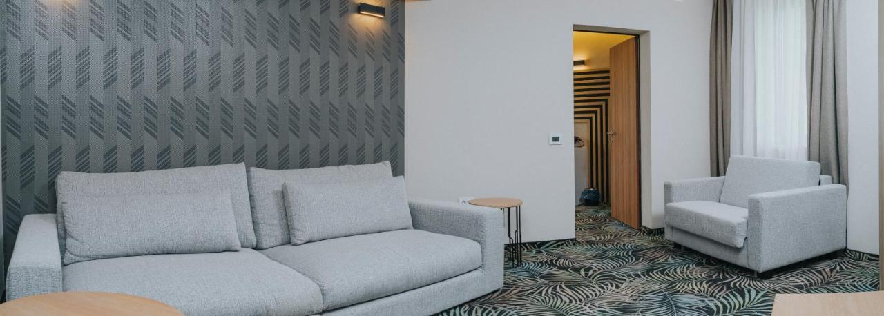 Hotel President Baile Felix Bagian luar foto